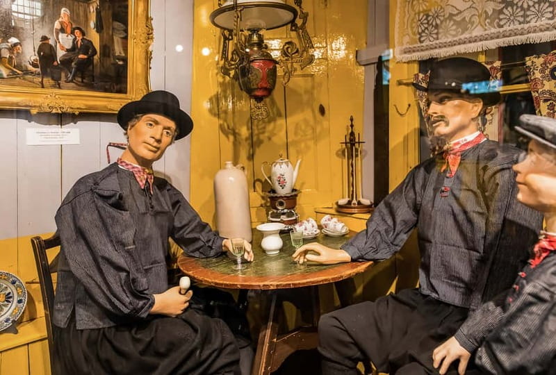 From Amsterdam: Zaanse Schans, Volendam, and Marken Day Trip - What the all-inclusive option adds