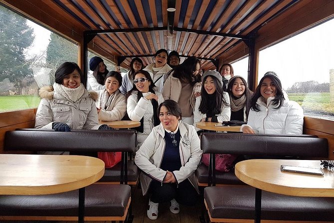From Amsterdam: Zaanse Schans, Volendam, Giethoorn with Boat Tour - Giethoorn and its one-hour canal cruise