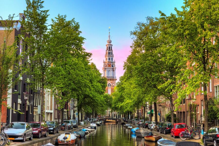 From Brussels: Day Trip to Amsterdam with Canal Boat Cruise - Who should book this experience
