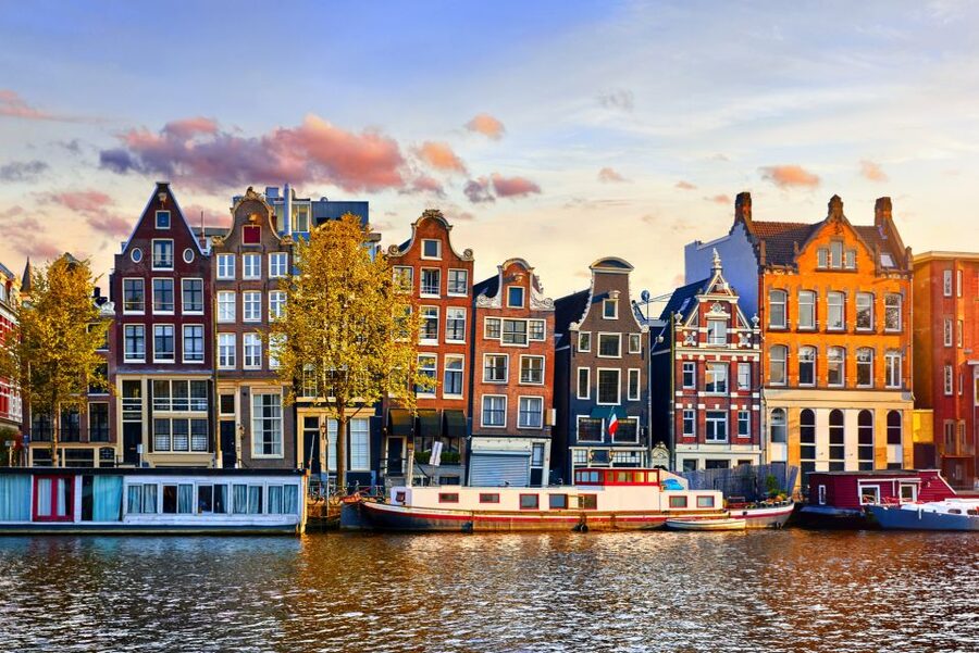 From Brussels: Day Trip to Amsterdam with Canal Boat Cruise - The coach ride from Brussels to Amsterdam