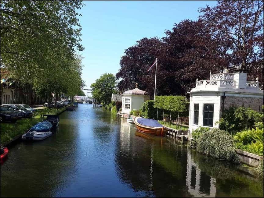 Full-day excursion to Edam, Volendam, and Marken - Edam: canals, cheese, and old Dutch streets