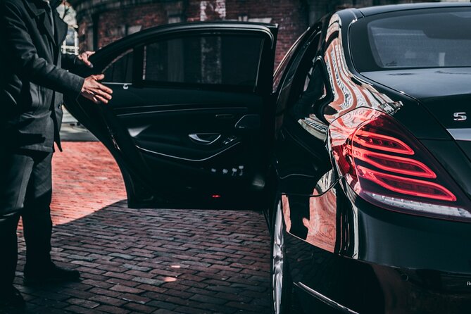 Full-Day Executive Chauffeur Service in Amsterdam - Timing, luggage, and group comfort