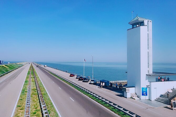 Giethoorn, Afsluitdijk, Zaanse Schans Day Tour Incl Hotel Pick Up - The driving time and minibus comfort
