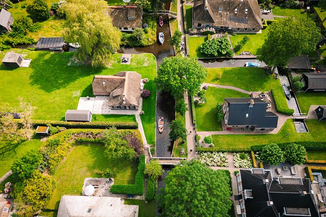 Giethoorn and Afsluitdijk Day Trip from Amsterdam with Boat Trip - Afsluitdijk and the Dutch fight against water