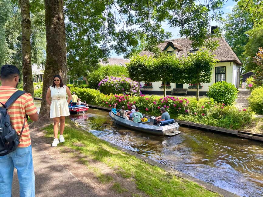 Giethoorn: Round trip from Amsterdam optional guided cruise - Key points to know before booking