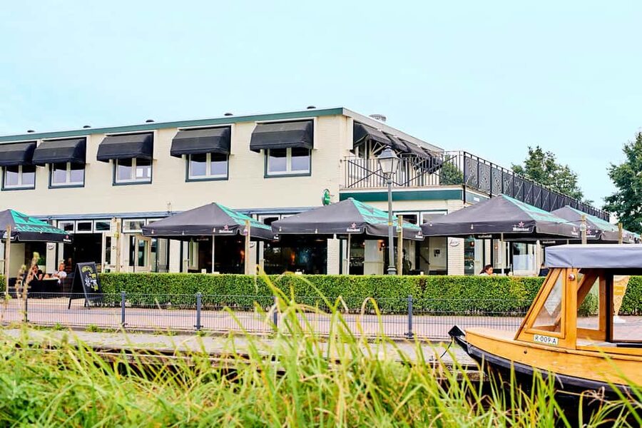 Giethoorn: Sightseeing Boat Tour - Cancellation and booking flexibility