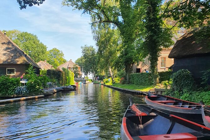 Giethoorn Small-Group Tour from Amsterdam (Max. 8 People) - The optional Zandvoort aan Zee ending