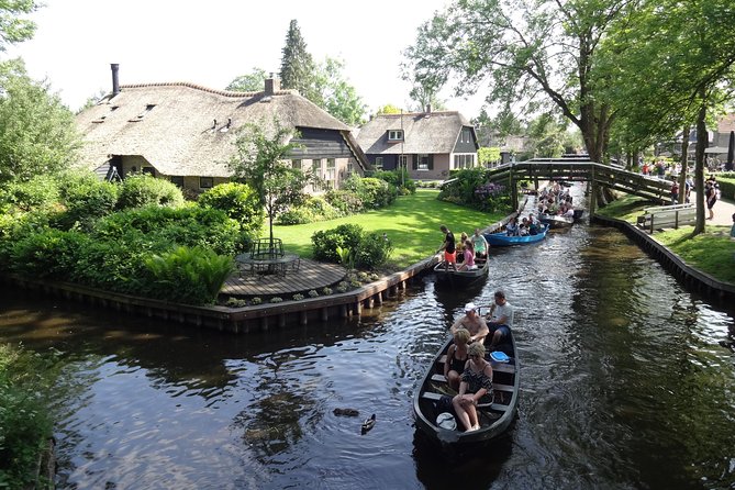 Giethoorn, Zaandam & Zaanse Schans Day Tour w/ Small Boat Ride - The long crossing toward Giethoorn