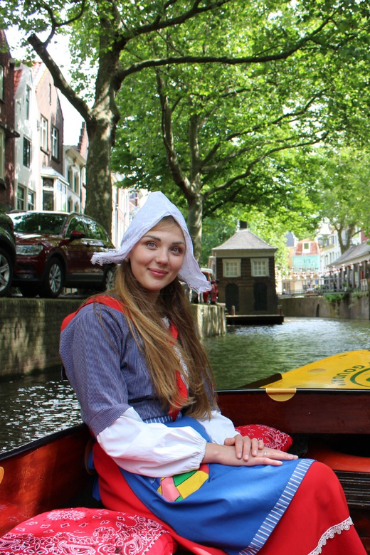 Gouda: Open Boat City Canal Cruise - Starting at Kleiwegplein
