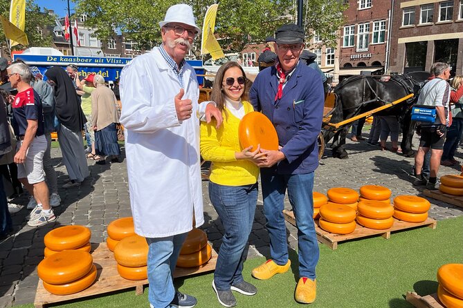 Gouda, Witches & Cheese - Private Day Tour - Choose between a cheese farm and the Cheese Experience