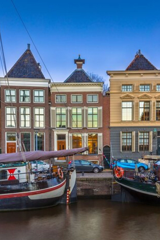 Groningen: Private custom tour with a local guide - Main sights, monuments, and museum exteriors