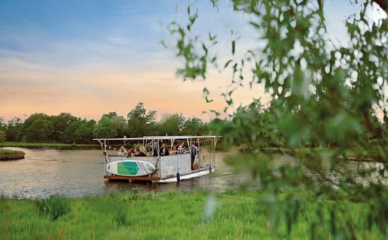 Groningen: Private Highlights BBQ with Drinks on the Lake - Key points at a glance