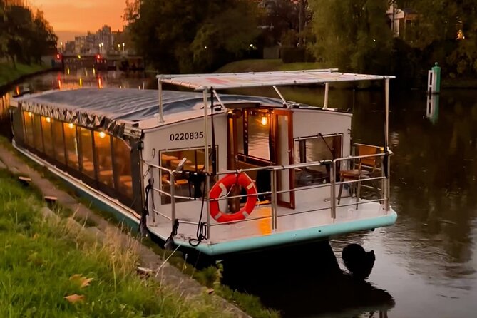 Groningen: Terrace Boat Experience with a Cozy Bar: 1.5 Hours - Oosterhaven and Groningen’s waterway character