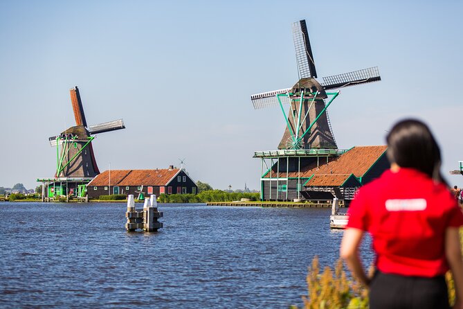 Guided Day Trip - Volendam, Zaanse Schans, Marken & Edam - The boat from Marken to Volendam