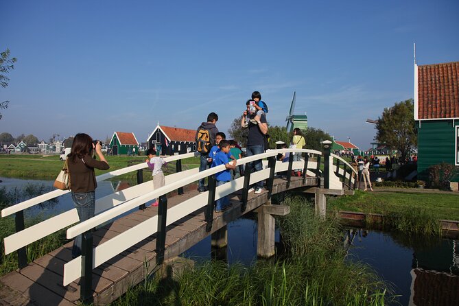 Guided Day Trip - Volendam, Zaanse Schans, Marken & Edam - Edam: a short final taste of old Holland