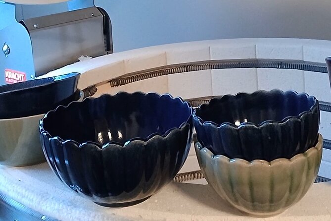 Guided Pottery Workshop on a Turntable in Choorstraat - Practical details that affect your plans