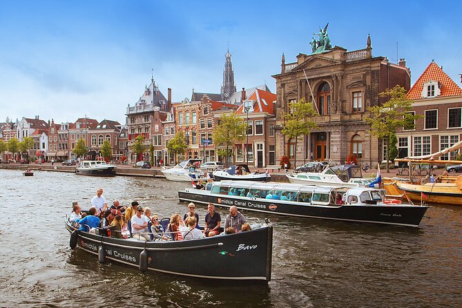 Haarlem: 50 minutes Boat Cruise - Haarlem from the water in just 50 minutes