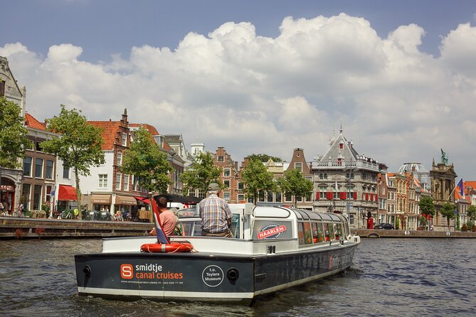 Haarlem: 50 minutes Boat Cruise - Teylers Museum and Haarlem’s world of science