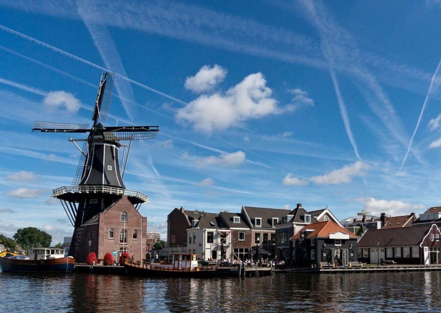 Haarlem: Dutch Windmill & Spaarne River Sightseeing Cruise - Why the Spaarne is the right way to see Haarlem