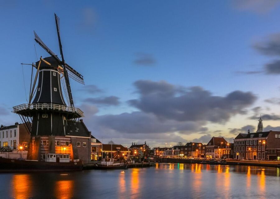 Haarlem: Sightseeing Canal Cruise through the City Center - Jopenkerk and the city’s modern character