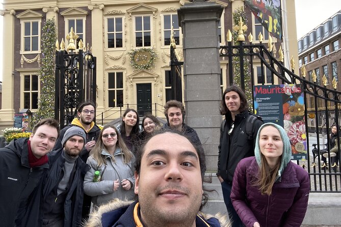 Hague: The Heart of Old Town Exploration Game and Tour - Churches, royals, and a route with an odd detail