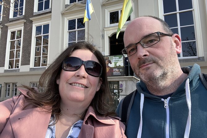 Hague: The Heart of Old Town Exploration Game and Tour - Starting at Escher in Het Paleis