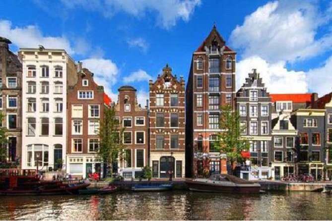 Half-Day Tour of Red Light District and Jordaan District with Private Guide in Amsterdam - Begijnhof and the old Jewish quarter