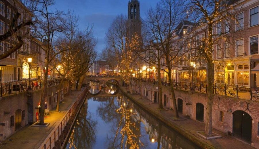 Historical Utrecht: Private Walking Tour with a Local Guide - Why Utrecht makes a fine change from Amsterdam