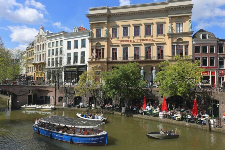 Historical Utrecht: Private Walking Tour with a Local Guide - Utrecht’s student energy