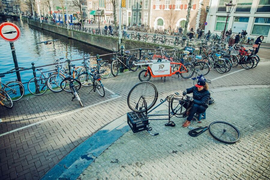 Humans of Amsterdam - Small group cultural walking tour - A people-first introduction to Amsterdam