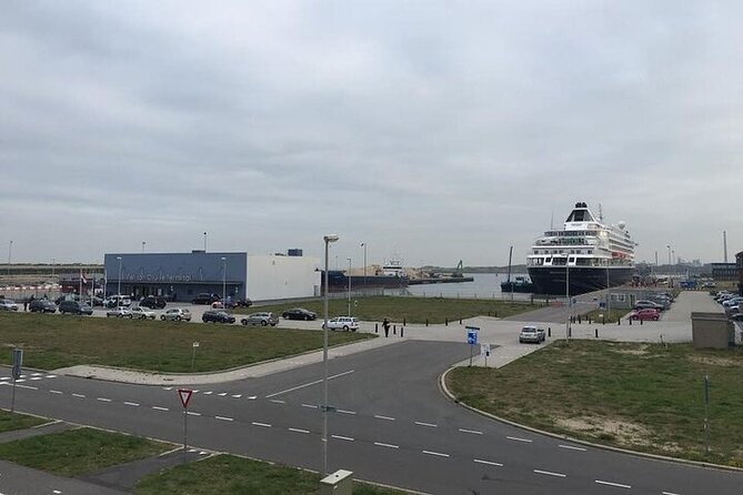 IJmuiden to Amsterdam Private Transfer - Leaving IJmuiden harbor without the usual fuss