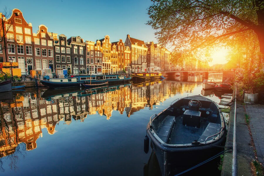 Jordaan, Anne Frank and Leidseplein tour in English - Wandering through the Jordaan