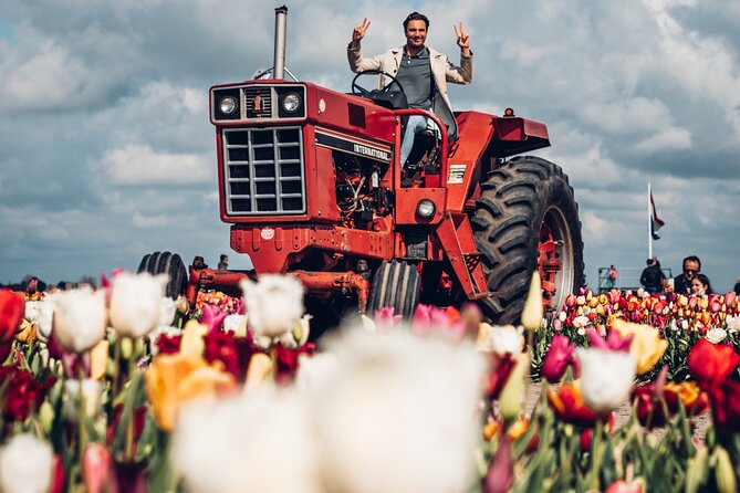 Keukenhof Gardens & Tulip Experience Tour from Amsterdam - Timing, weather, and the tulip season