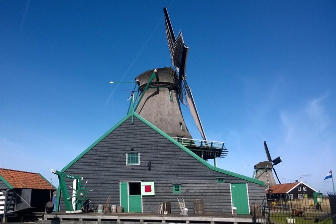 Keukenhof, Zaanse Schans Windmills Private Tour with Lunch - Starting at Zaanse Schans and its working windmills