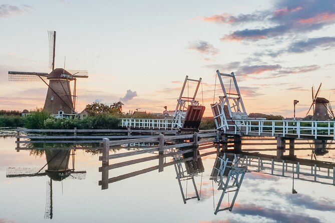 Kinderdijk, The Hague, Mauritshuis Private Tour from Amsterdam - Seeing The Hague from the minivan