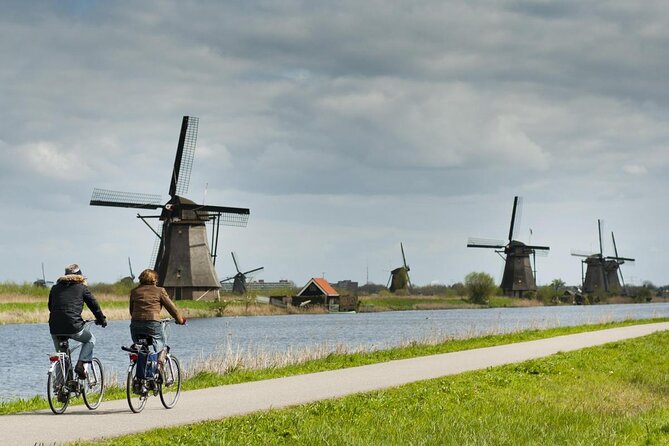 Kinderdijk Windmills and Delft Small-Group Tour from Amsterdam - Five things to know before booking