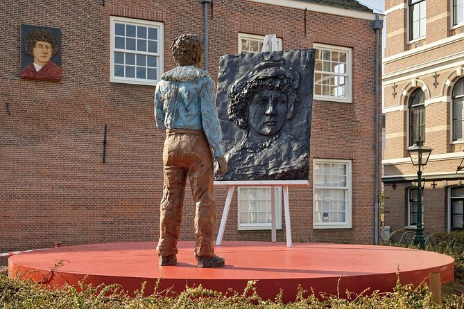 Leiden Tour with Live guide and Visit to Rembrandt's First Studio - Beestenmarkt, from animal market to family square
