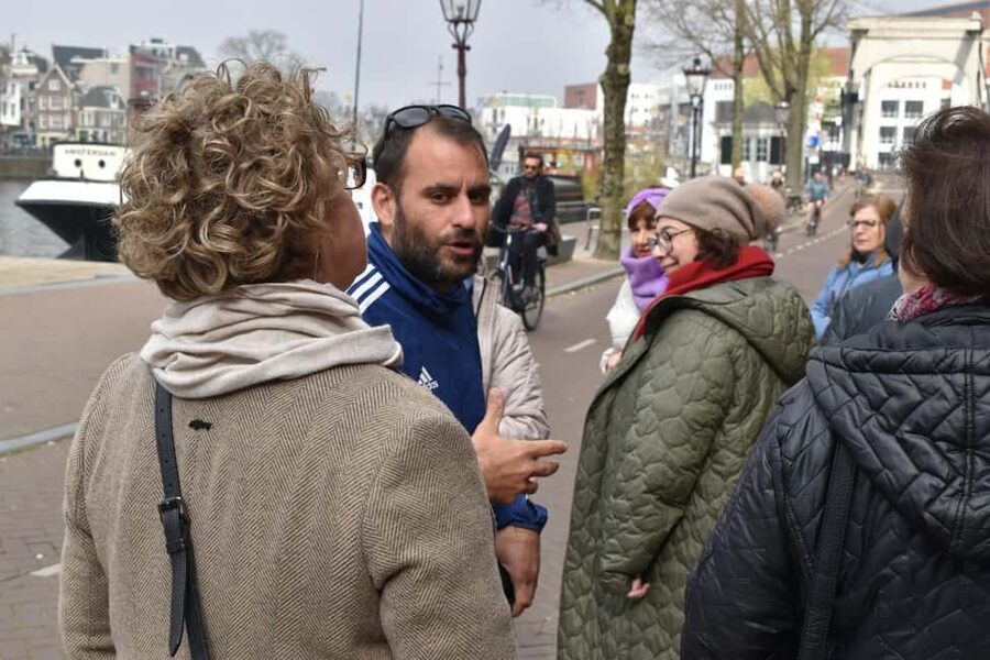 Liberal Amsterdam: Small-Group Walking Tour & Anne Frank VR - FAQ