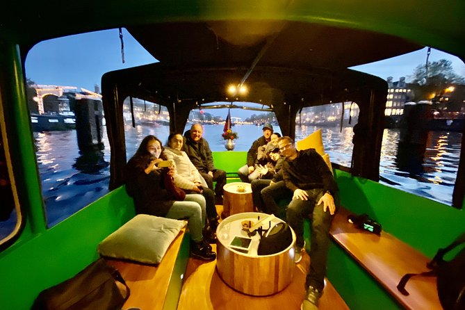 Light Event Amsterdam by small boat, 8 passengers max! You won't find any better - Meeting at Amstelhaven before the 5 p.m. departure