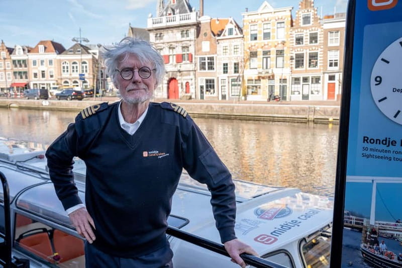 Local Cheese and Wine Cruise through Haarlem - Why the July and August schedule matters