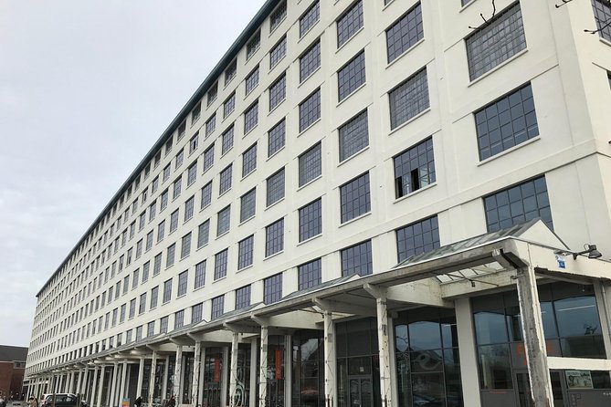 Maastricht Highlights, Architecture & Heritage Tour - Vrijthof: a grander view of the historic city
