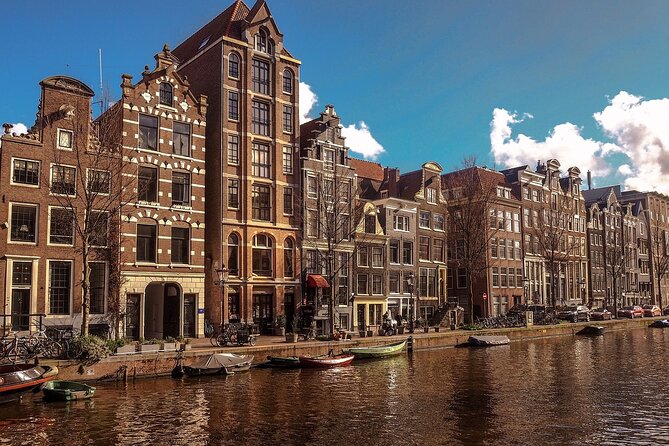 Madame Tussauds Museum - Amsterdam - Technology adds movement to the displays