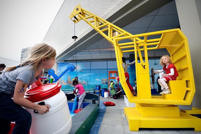 Maritime Museum Rotterdam - Masterpieces focuses the museum’s collection