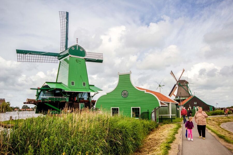 Marken, Volendam and Edam: Private Full-Day Tour - Starting from Amsterdam and reaching Marken