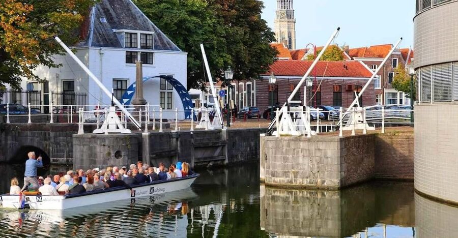 Middelburg: City Canal Cruise - Why Middelburg looks best from its canals