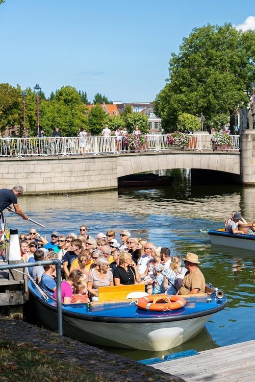 Middelburg: City Canal Cruise - Who should book this canal cruise