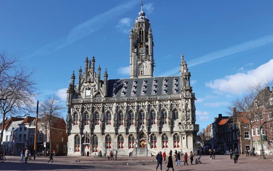 Middelburg: Guided City Walking Tour - Key points at a glance