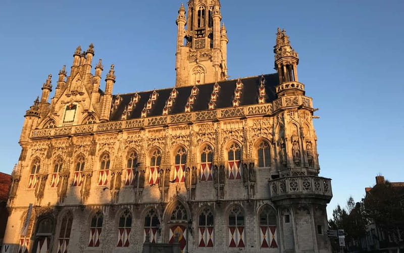 Middelburg: Guided Tour Townhall - The Late Gothic Exterior and Interior