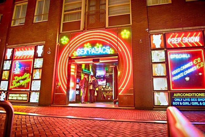 MUST DO: Amsterdam's Red Light District tour with a local - Why this district is more than its famous windows