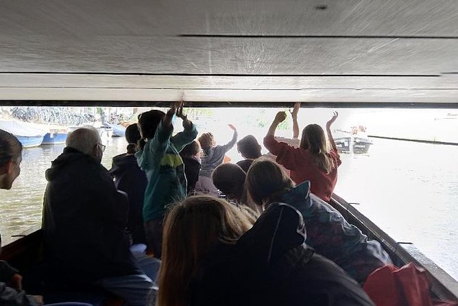 Open Dutch Boat! Silent electric drive. Nice cosy boat ride... - Who will enjoy this canal ride most?